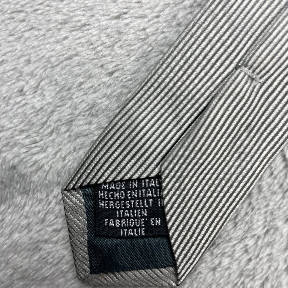 Geoffrey Beene Men's Classic 100% Silk Neck Tie - Picture 3 of 7